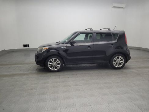 Used 2015 Kia Soul + FWD image 2
