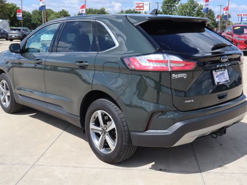 Used 2024 Ford Edge SEL w/ Convenience Package AWD/4WD image 7
