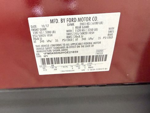Used 2017 Ford Explorer XLT w/ Equipment Group 202A AWD/4WD image 26