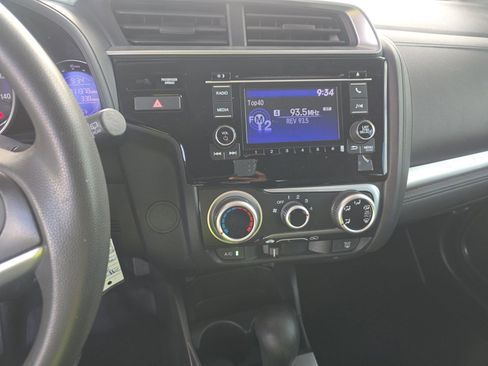 Used 2019 Honda Fit LX image 11