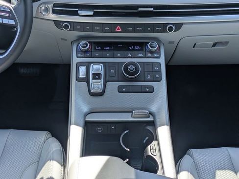 Used 2025 Hyundai Palisade SEL image 18