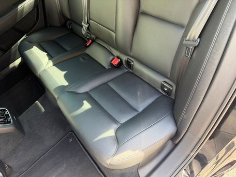 Used 2018 Volvo S90 T5 Momentum w/ Convenience Package FWD image 39