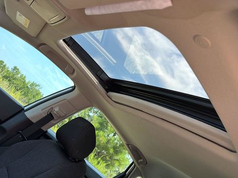 Used 2024 Honda Accord EX image 31