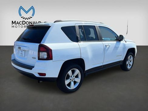 Used 2016 Jeep Compass Latitude image 7