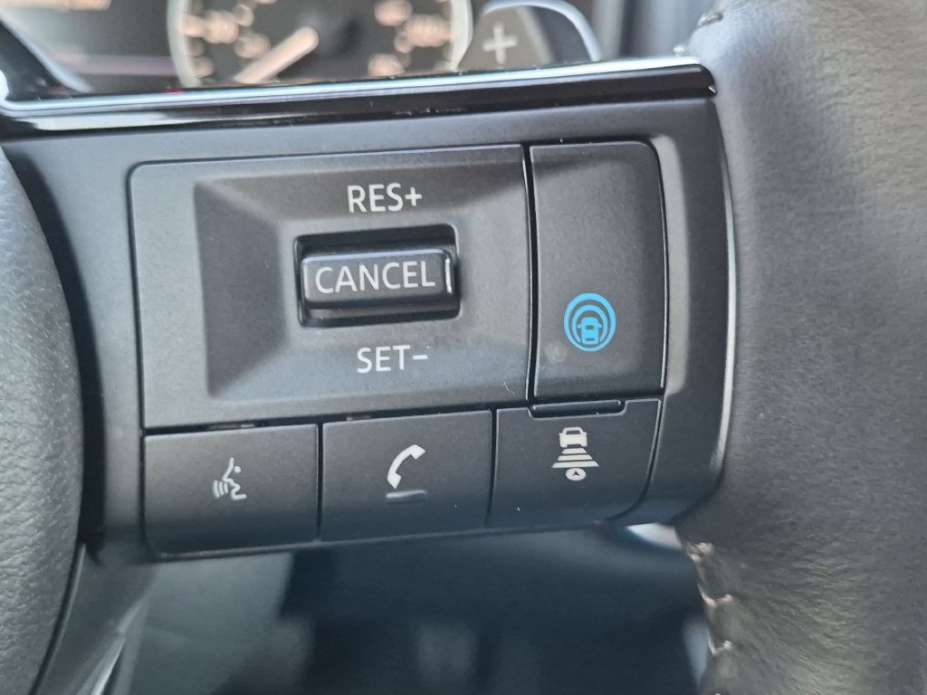 Used 2023 Nissan Rogue SV w/ SV Premium B Package AWD/4WD image 15