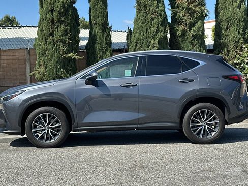 Used 2024 Lexus NX 250 FWD w/ Cold Area Package image 7