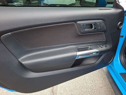 Used 2017 Ford Mustang GT image 14