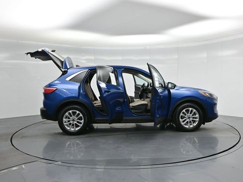 Used 2022 Ford Escape SE w/ Convenience Package image 5