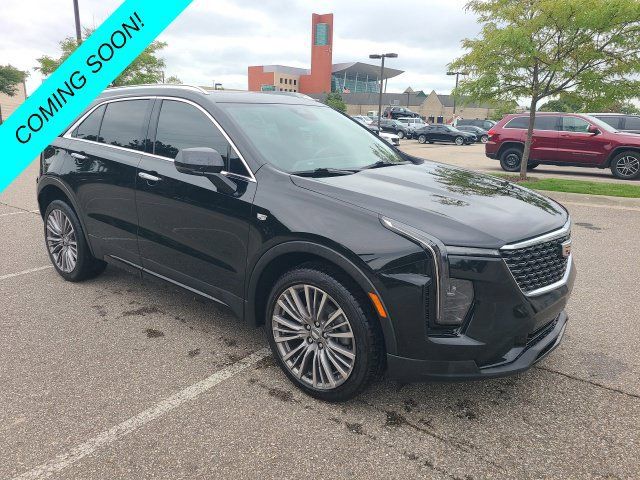 Used 2024 Cadillac XT4 Premium Luxury AWD/4WD image 14