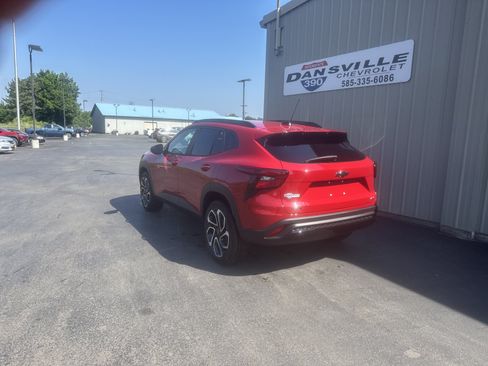 New 2026 Chevrolet Trax RS w/ Driver Confidence Package FWD image 6