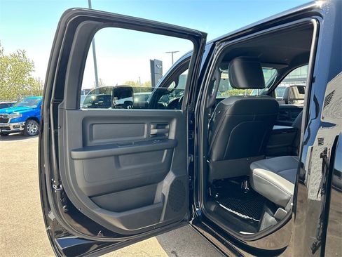 New 2024 RAM 2500 Tradesman w/ Snow Chief Group image 32