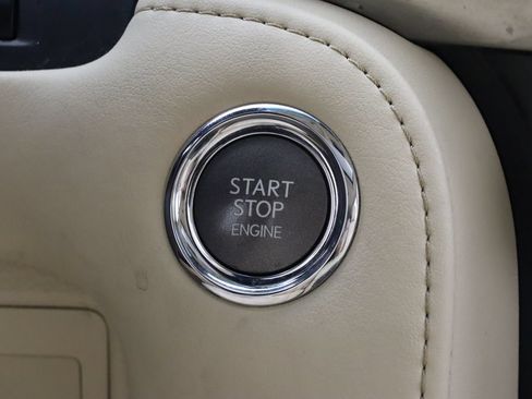 Used 2017 Lexus LX 570 4WD w/ Luxury Package image 20