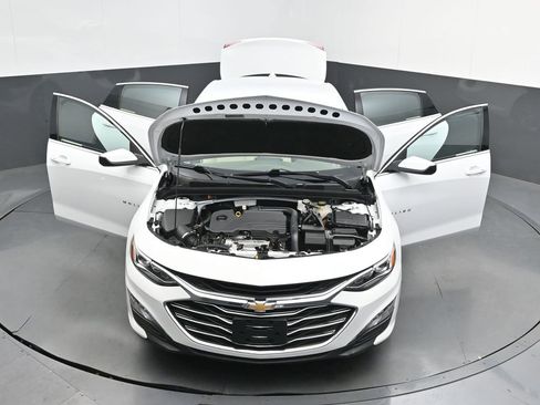 Used 2024 Chevrolet Malibu LT FWD image 46