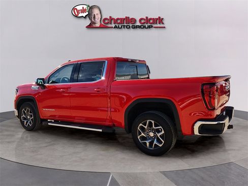 New 2026 GMC Sierra 1500 SLE w/ Preferred Package image 2