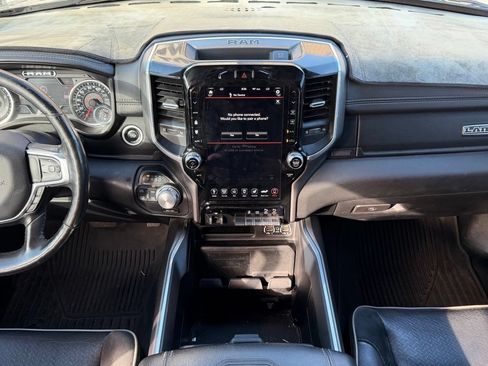 Used 2020 RAM 1500 Laramie AWD/4WD image 8