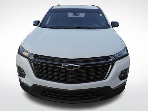 Used 2023 Chevrolet Traverse LT FWD image 3