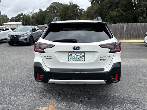 Used 2020 Subaru Outback Limited image 4