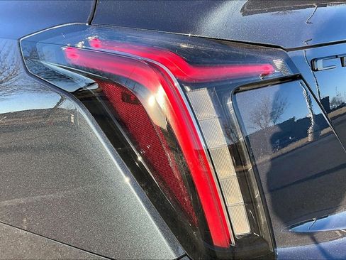 Used 2025 Cadillac CT5 V Blackwing RWD image 32