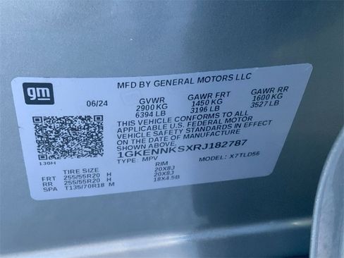 Used 2024 GMC Acadia Elevation image 35