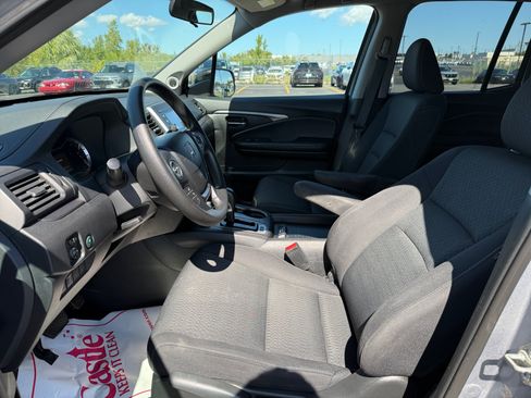 Used 2017 Honda Ridgeline RT image 5