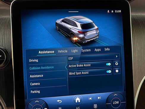 Certified 2026 Mercedes-Benz GLC 300 4MATIC image 37