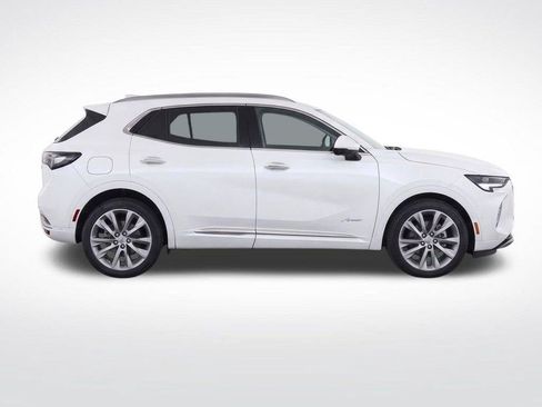 Certified 2022 Buick Envision Avenir w/ Technology Package II AWD/4WD image 25