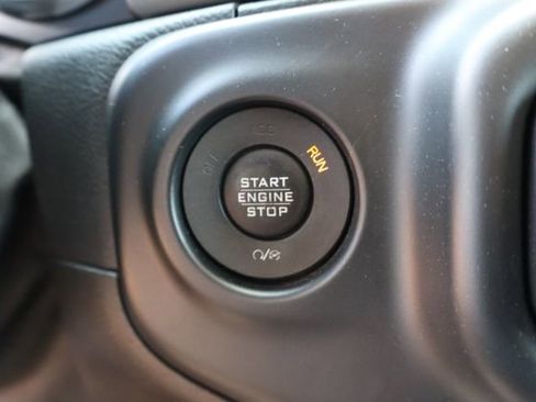 Used 2018 Jeep Wrangler Unlimited Sport S AWD/4WD image 21