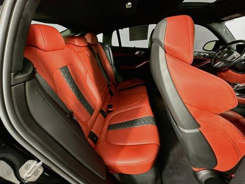 Used 2022 BMW X6 M w/ Executive Package AWD/4WD image 36