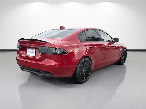 Used 2017 Jaguar XE Premium RWD image 3