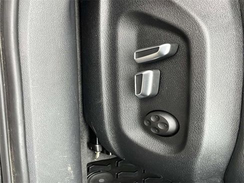 Used 2018 Audi Q3 2.0T Premium Plus w/ Premium Plus Package image 26