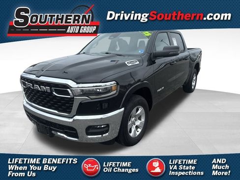 Used 2025 RAM 1500 Big Horn image 1