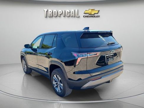 New 2026 Chevrolet Equinox LT FWD image 2