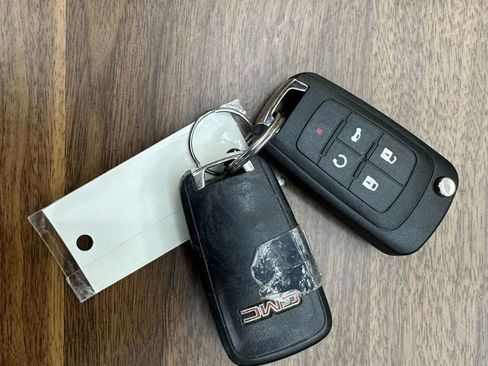 Used 2015 GMC Terrain SLT image 14