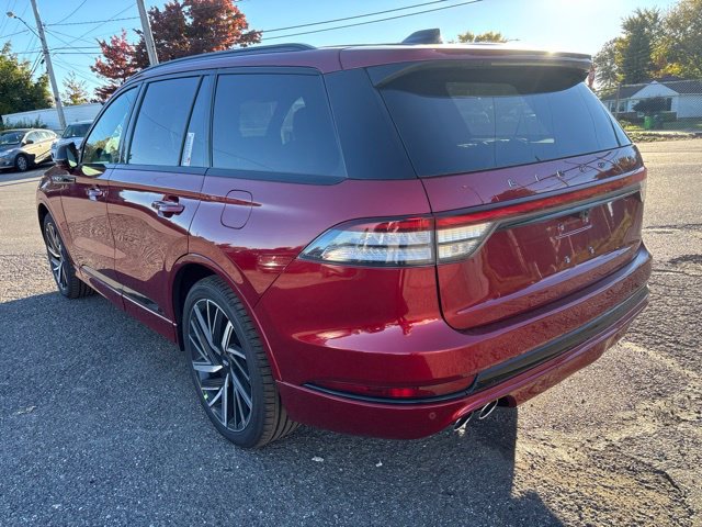New 2027 Lincoln Aviator Black Label w/ Jet Appearance Package AWD/4WD image 8