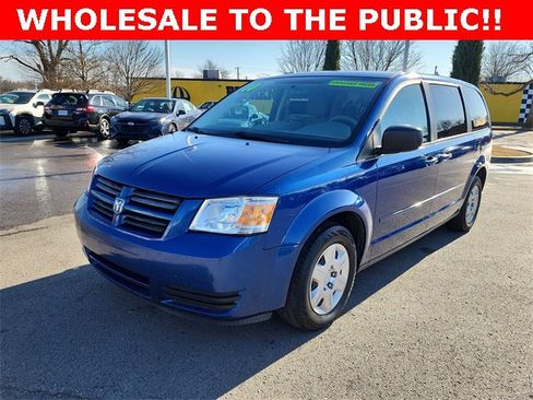 Used 2010 Dodge Grand Caravan SE w/ Climate Group image 9