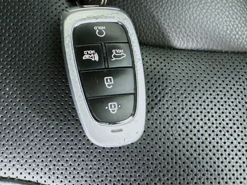 Used 2024 Hyundai Palisade Limited FWD image 39