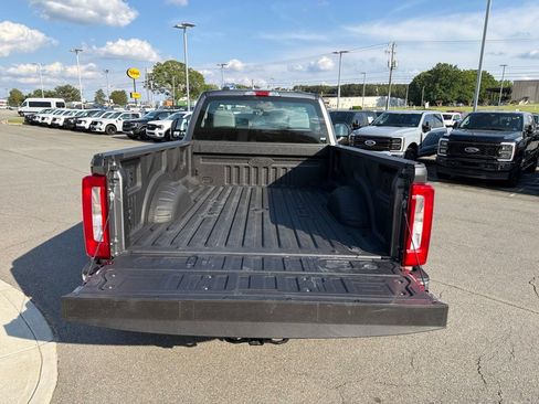 Used 2025 Ford F450 XL w/ XL Chrome Package AWD/4WD image 21