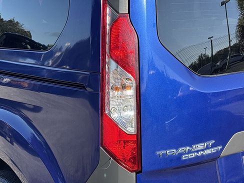 Used 2017 Ford Transit Connect XL image 7