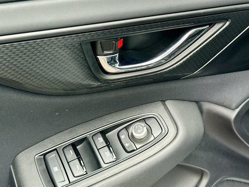 Used 2025 Subaru Legacy Premium AWD/4WD image 19