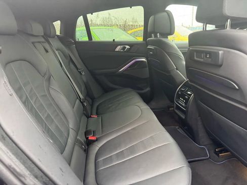 Used 2022 BMW X6 M50i w/ Executive Package image 24