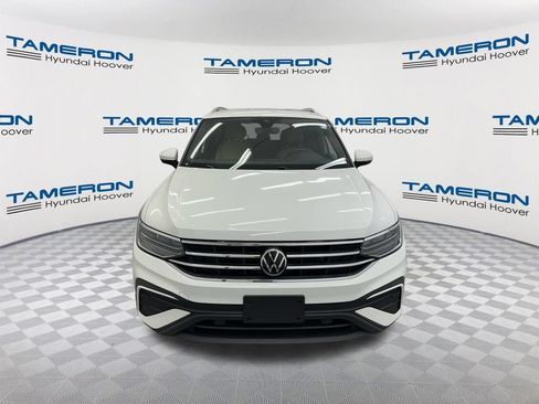 Used 2022 Volkswagen Tiguan SE FWD image 8