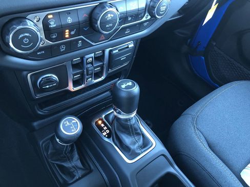 New 2026 Jeep Wrangler Sahara w/ Technology Group image 26