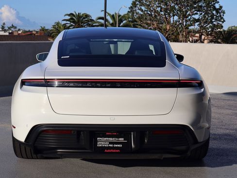 Certified 2022 Porsche Taycan image 10