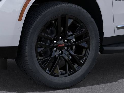 New 2026 GMC Yukon Denali AWD/4WD image 9