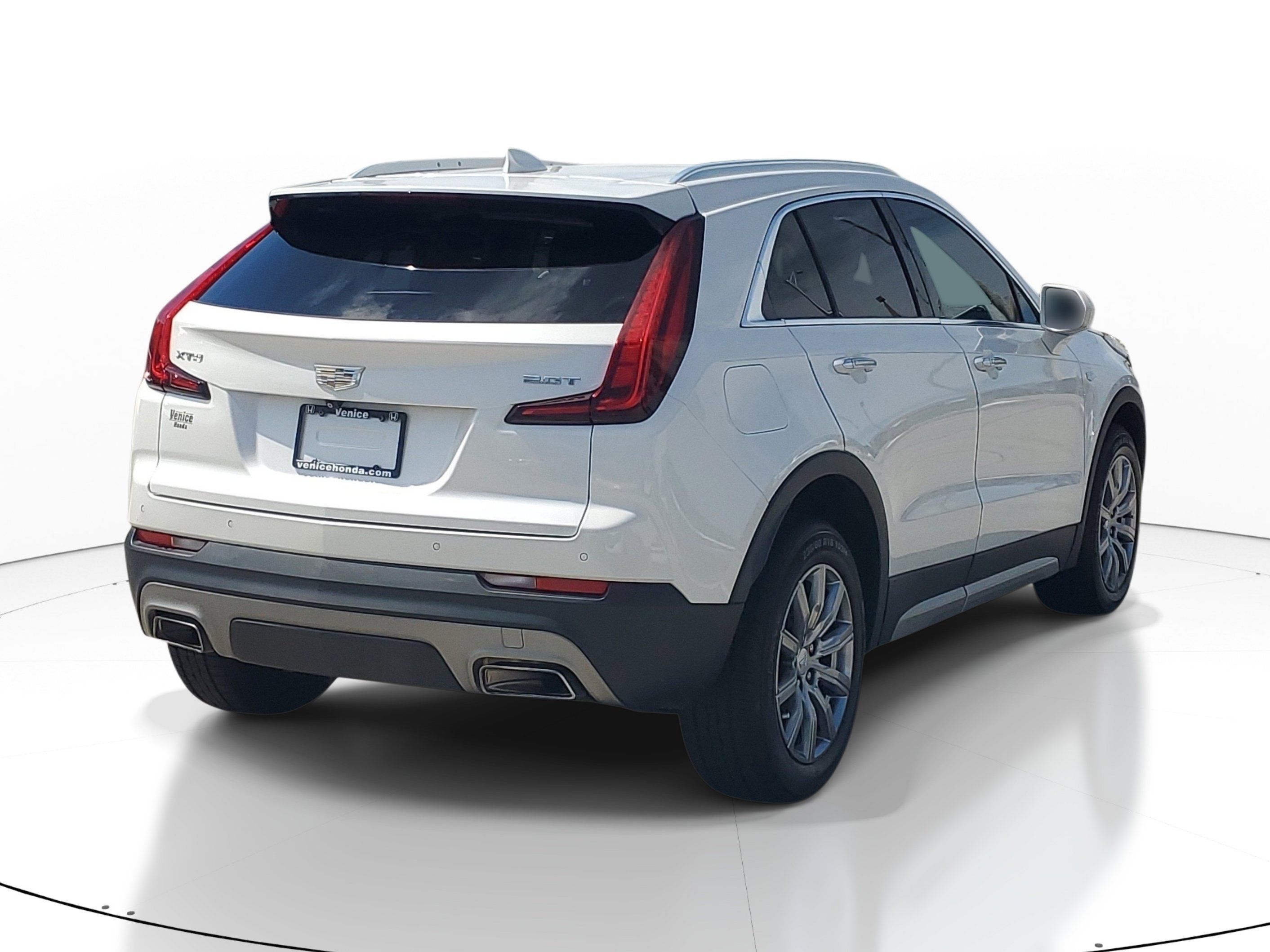 Used 2019 Cadillac XT4 Premium Luxury w/ Driver Awareness Package FWD image 6