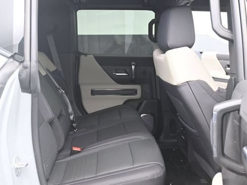 Used 2026 GMC Hummer EV SUV AWD/4WD image 12
