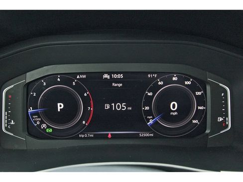 Used 2022 Volkswagen Atlas Cross Sport SE FWD image 16