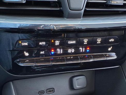 New 2026 Buick Encore GX Avenir w/ Avenir Convenience Package image 8