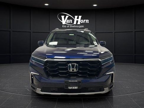 Used 2024 Honda Pilot Elite image 2