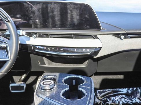 Used 2025 Cadillac Optiq Sport 2 w/ LPO, Floor Liner Package image 17